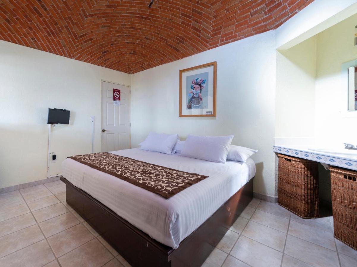 Capital O Cava Piedra Hotell Tequisquiapan Eksteriør bilde